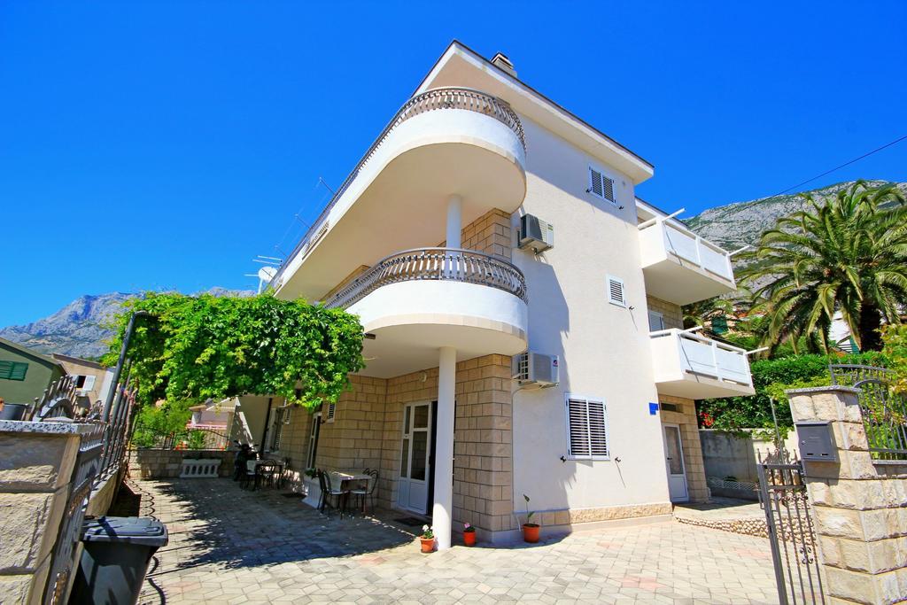 Apartment Makarska M&I, Free Private Parking Exterior photo