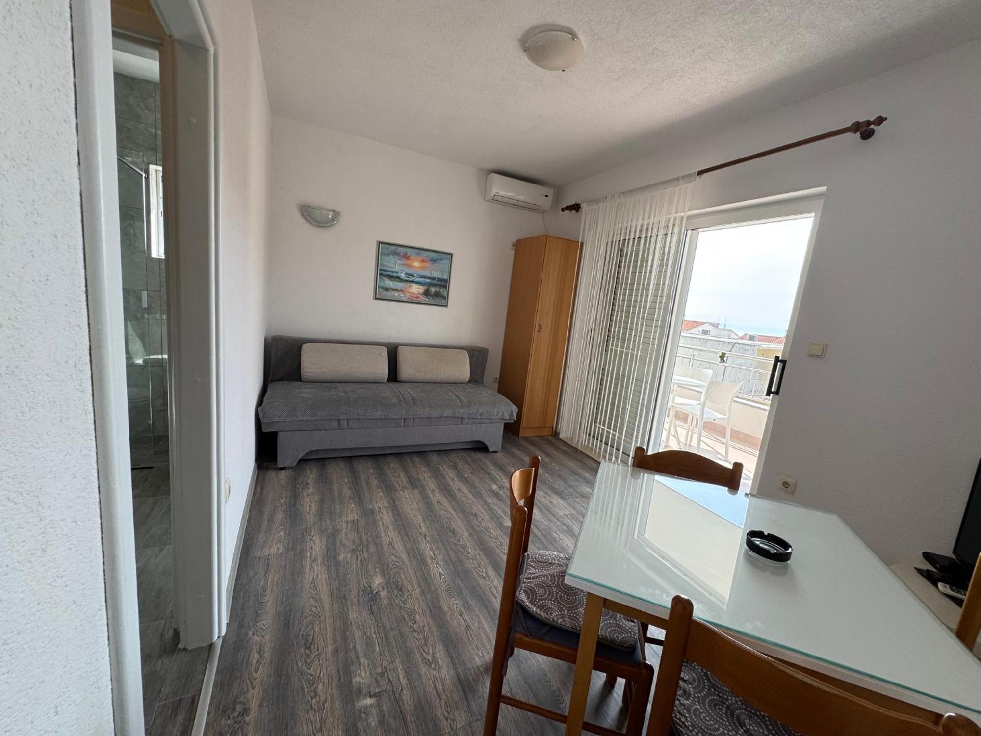 Apartment Makarska M&I, Free Private Parking Exterior photo