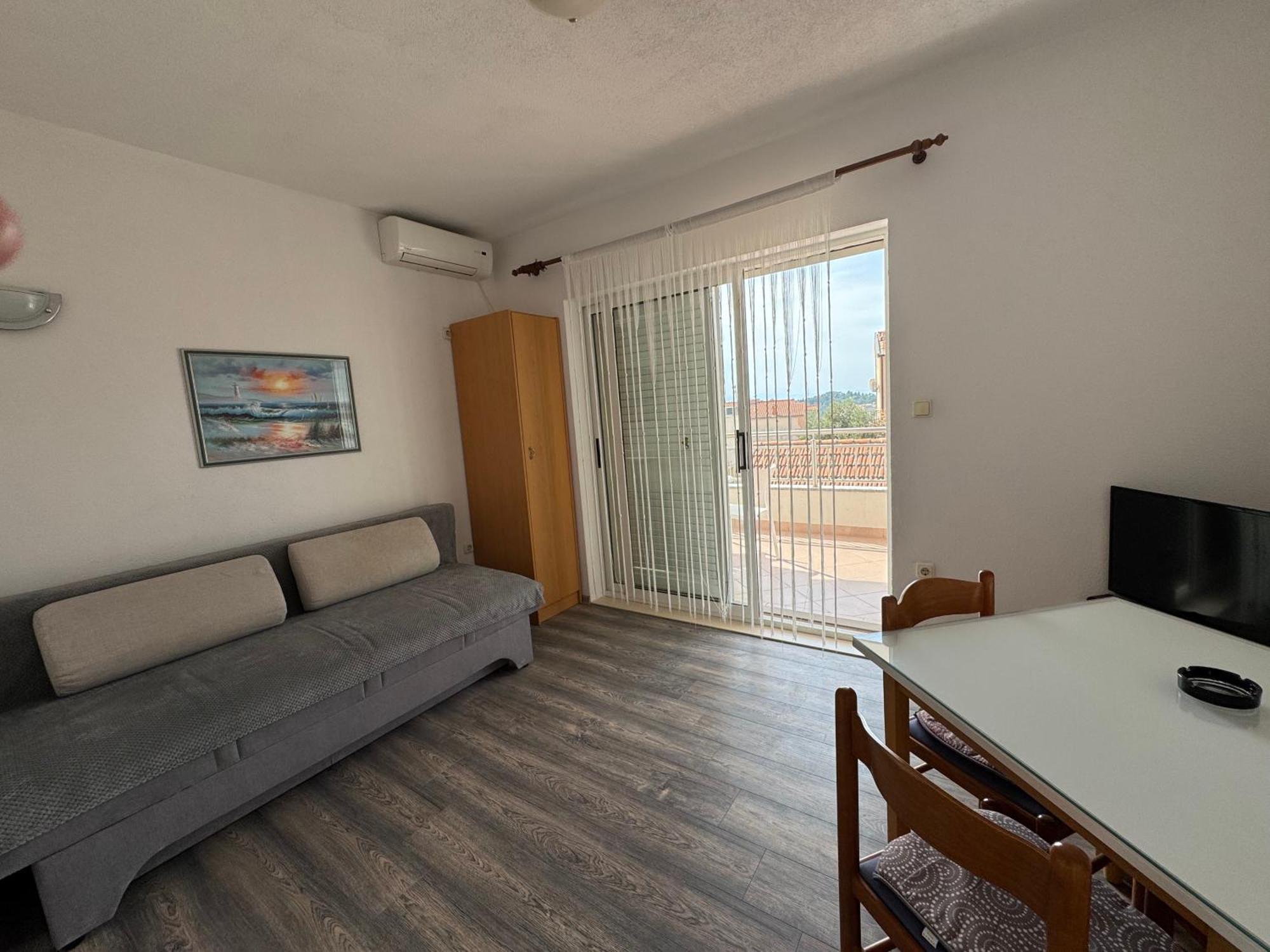 Apartment Makarska M&I, Free Private Parking Exterior photo